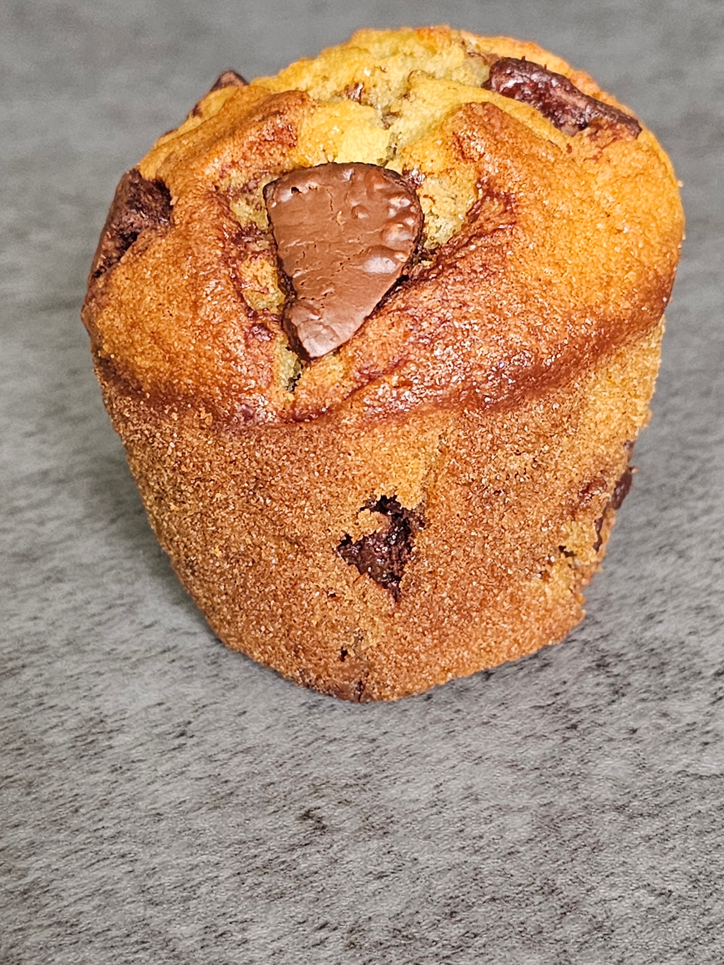 Chocolate chips muffin