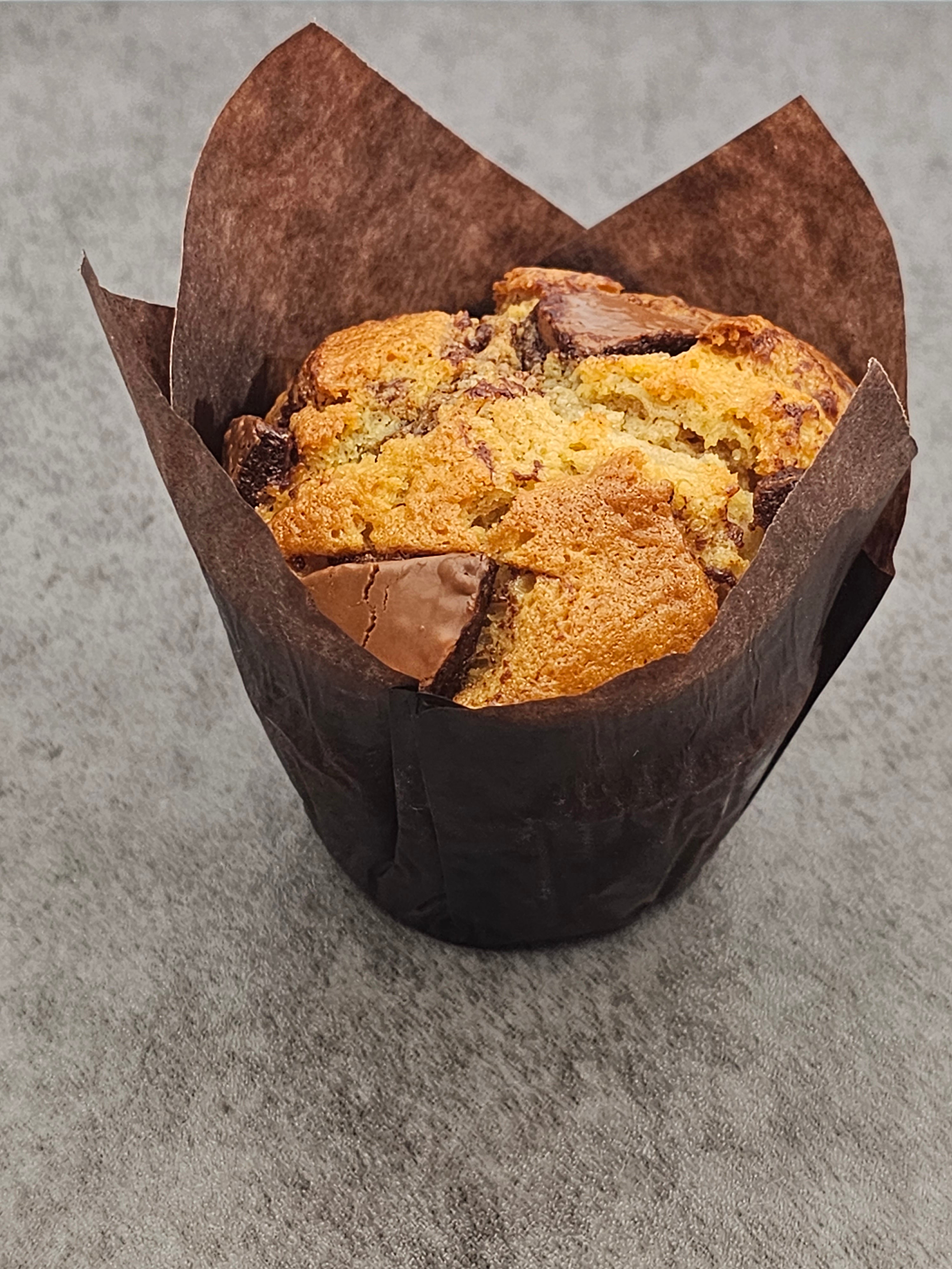 Chocolate chips muffin